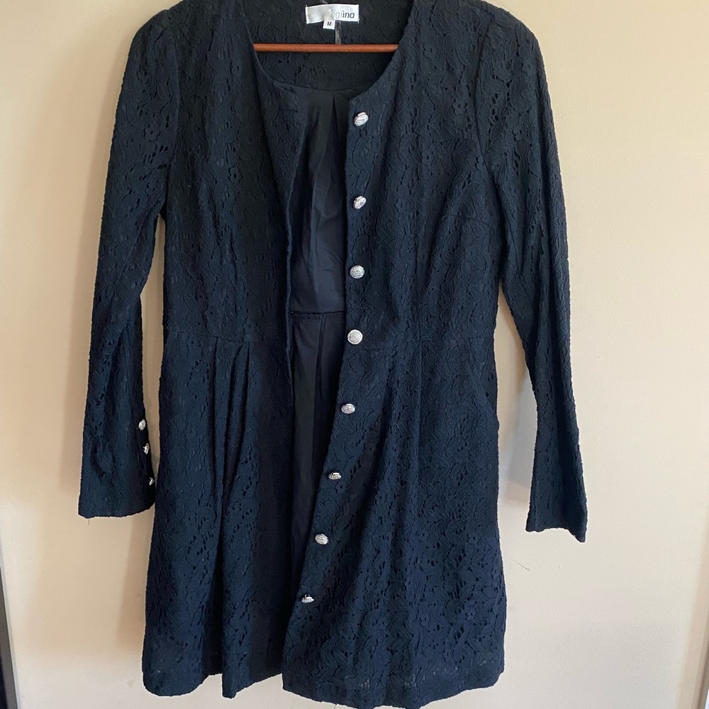 Boutique lace jacket all lined